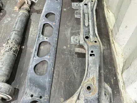 BMW E36 рычаг стабилизатор кардан подвески за 140 тг. в Караганда – фото 23