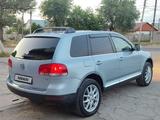 Volkswagen Touareg 2004 года за 3 800 000 тг. в Тараз – фото 5