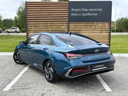 Hyundai Elantra 2023 года за 8 090 000 тг. в Кокшетау – фото 3
