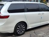 Toyota Sienna 2017 года за 21 500 000 тг. в Алматы – фото 3