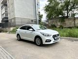 Hyundai Accent 2018 года за 6 800 000 тг. в Алматы – фото 2