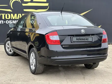 Skoda Rapid 2014 года за 4 150 000 тг. в Атырау – фото 4