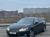 Lexus ES 250 2013 года за 11 500 000 тг. в Астана