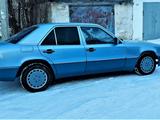 Mercedes-Benz E 260 1993 годаүшін2 650 000 тг. в Караганда – фото 5