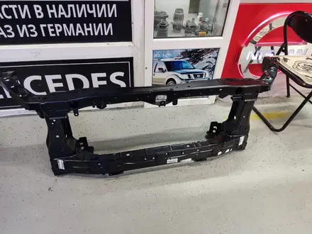 Телевизор радиатора на Nissan Patrol Y62 (оригинал) за 300 000 тг. в Алматы