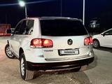 Volkswagen Touareg 2005 годаүшін4 200 000 тг. в Караганда – фото 3