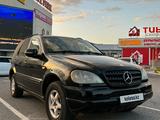 Mercedes-Benz ML 320 1999 годаfor4 300 000 тг. в Шымкент