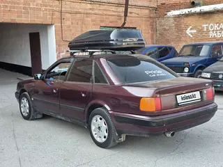Audi 100