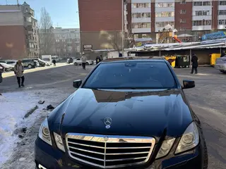 Mercedes-Benz E 200