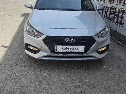 Hyundai Accent 2019 года за 8 200 000 тг. в Усть-Каменогорск – фото 2
