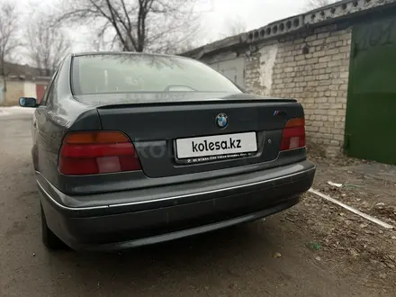 BMW 525 2001 года за 4 200 000 тг. в Актобе – фото 13