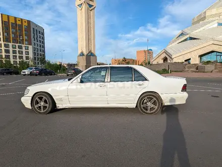 Mercedes-Benz S 320 1995 года за 2 200 000 тг. в Астана – фото 8