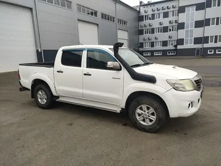 Toyota Hilux 2013 года за 8 500 000 тг. в Уральск – фото 3