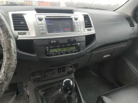 Toyota Hilux 2013 года за 8 500 000 тг. в Уральск – фото 6