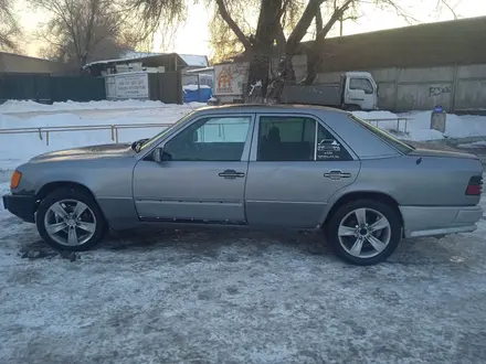 Mercedes-Benz E 300 1992 года за 800 000 тг. в Алматы – фото 5