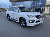 Lexus LX 570 2014 года за 30 500 000 тг. в Астана – фото 2