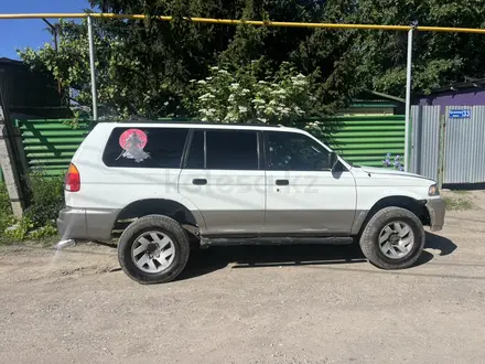 Mitsubishi Montero Sport 1999 года за 2 650 000 тг. в Алматы – фото 2