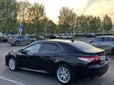 Toyota Camry 2020 года за 10 900 000 тг. в Астана – фото 3