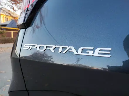 Kia Sportage 2023 года за 16 300 000 тг. в Алматы – фото 9