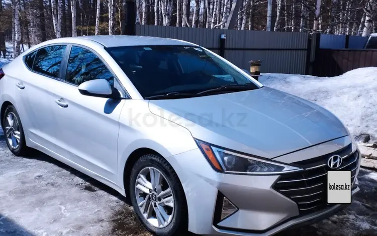 Hyundai Elantra 2019 года за 8 400 000 тг. в Усть-Каменогорск