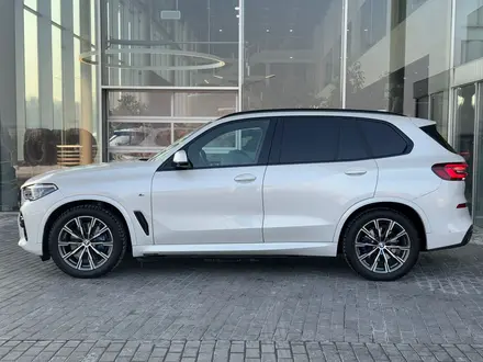 BMW X5 2023 года за 48 000 000 тг. в Алматы – фото 8