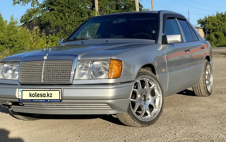 Mercedes-Benz E 300 1992 года за 1 600 000 тг. в Караганда