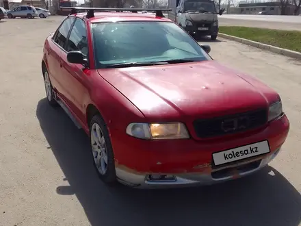 Audi A4 1996 года за 950 000 тг. в Алматы – фото 4