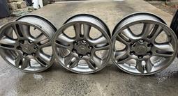 Штатные литые диски Lexus GX470 R17, 6 139.7, ET25 + шина под запаску за 190 000 тг. в Атырау – фото 2