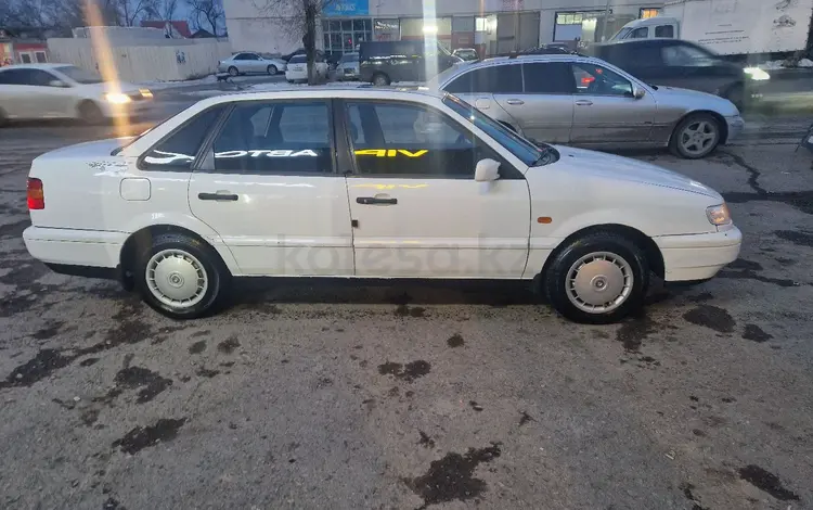 Volkswagen Passat 1995 года за 1 800 000 тг. в Шымкент