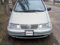 Volkswagen Sharan 1996 годаүшін1 600 000 тг. в Тараз