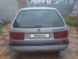 Volkswagen Passat 1993 годаүшін3 300 000 тг. в Заречное – фото 3