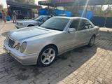 Mercedes-Benz E 320 2001 года за 4 200 000 тг. в Кызылорда – фото 2