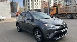 Toyota RAV4 2018 года за 12 500 000 тг. в Астана – фото 3