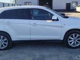 Mitsubishi Outlander Sport 2015 года за 4 500 000 тг. в Атырау – фото 2