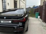 BMW 750 2017 года за 28 000 000 тг. в Алматы – фото 5