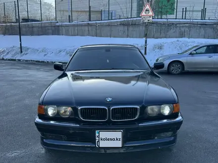 BMW 740 2001 года за 6 500 000 тг. в Алматы – фото 4