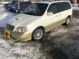 Kia Carnival 2002 годаүшін2 000 000 тг. в Уральск