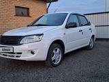 ВАЗ (Lada) Granta 2190 2014 годаүшін2 200 000 тг. в Семей