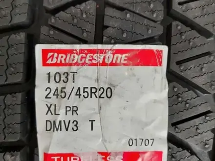 BRIDGESTONE BLIZZAK DM-V3 245/45 R20 ДОСТАВКА 24 ЧАСА за 300 000 тг. в Алматы