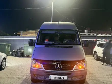 Mercedes-Benz Sprinter 2003 года за 7 000 000 тг. в Алматы – фото 3