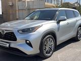 Toyota Highlander 2021 года за 24 000 000 тг. в Шымкент