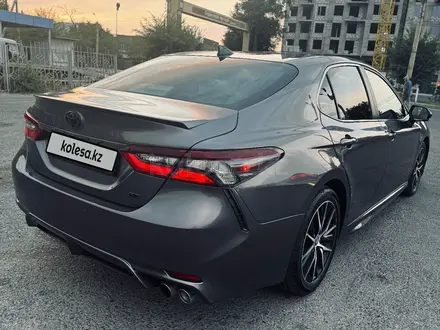 Toyota Camry 2022 года за 13 000 000 тг. в Тараз – фото 20