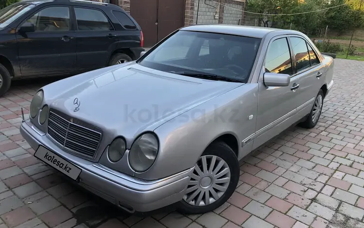Mercedes-Benz E 280 1996 годаүшін2 500 000 тг. в Алматы