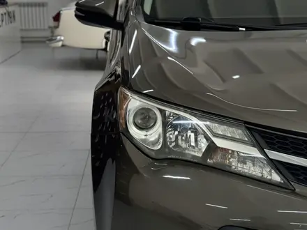 Toyota RAV4 2015 года за 10 000 000 тг. в Актау – фото 2