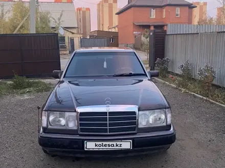 Mercedes-Benz E 230 1992 года за 2 700 000 тг. в Астана – фото 15