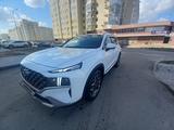 Hyundai Santa Fe 2021 года за 17 499 999 тг. в Астана – фото 2