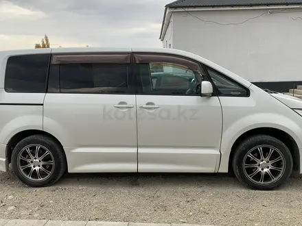 Mitsubishi Delica 2011 года за 8 200 000 тг. в Тараз – фото 4