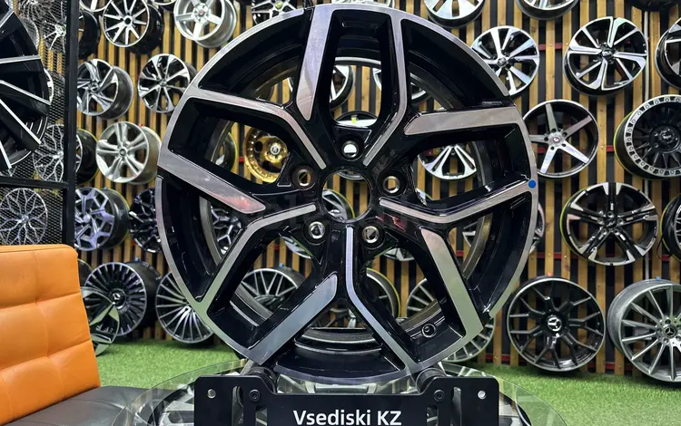 Original Диски BYD R-17*5*120 j 6.5 et + 50 цо 64.1 в наличии Astana за 250 000 тг. в Астана