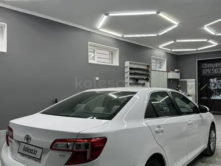 Toyota Camry 2013 года за 4 700 000 тг. в Жанаозен – фото 5