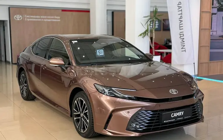 Toyota Camry Luxe 2026 года за 25 190 000 тг. в Караганда